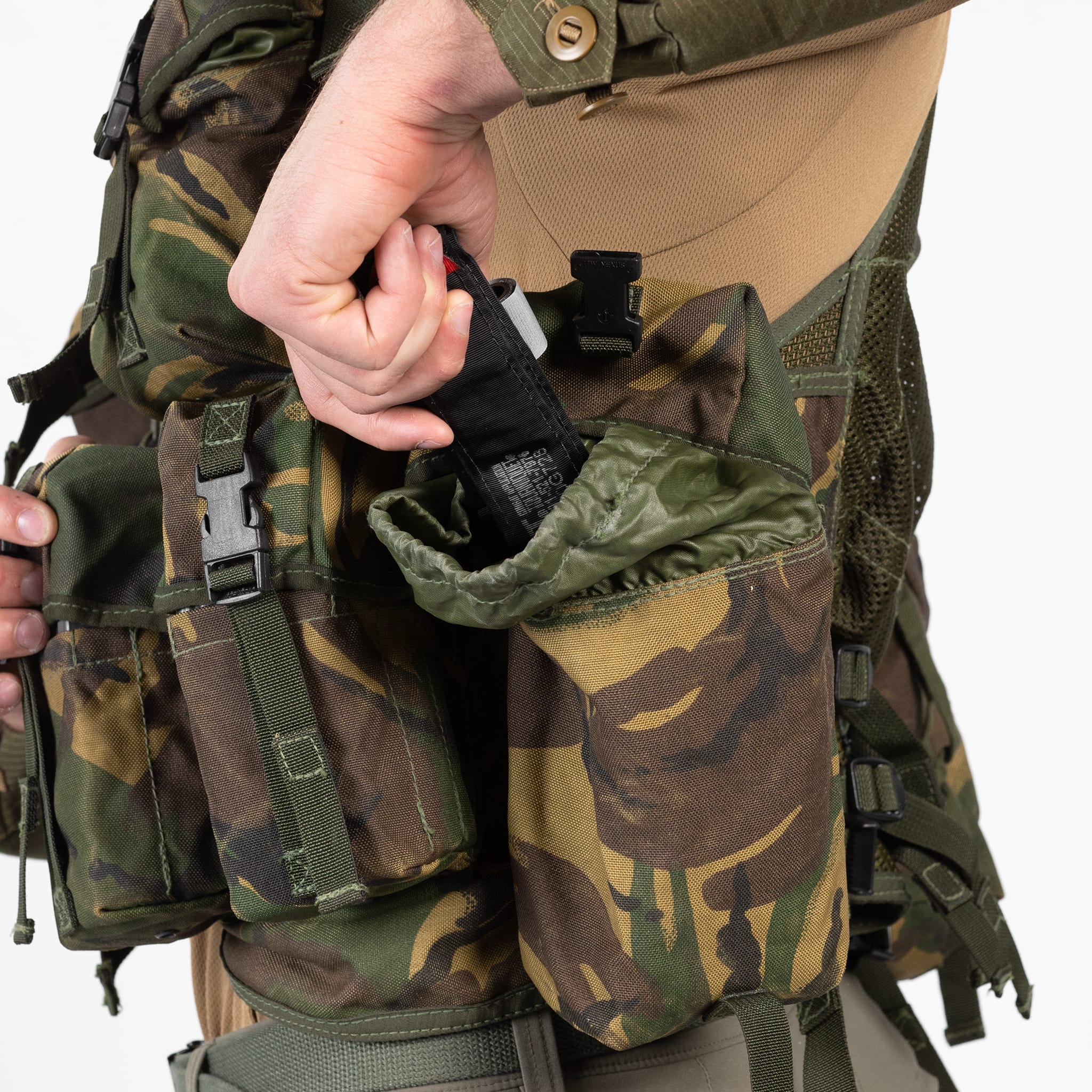 British DPM Load Bearing Vest - Image 12