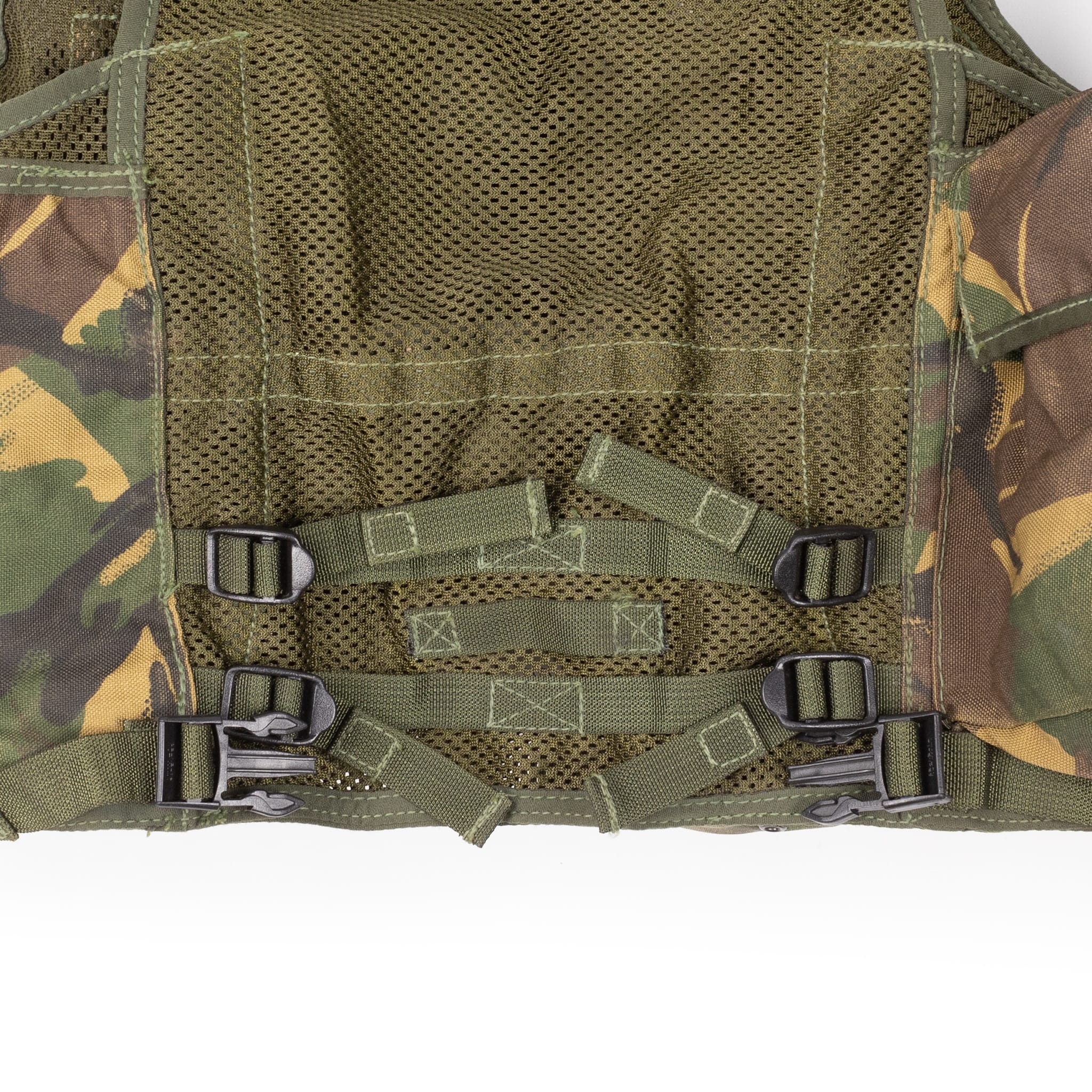 British DPM Load Bearing Vest - Image 15