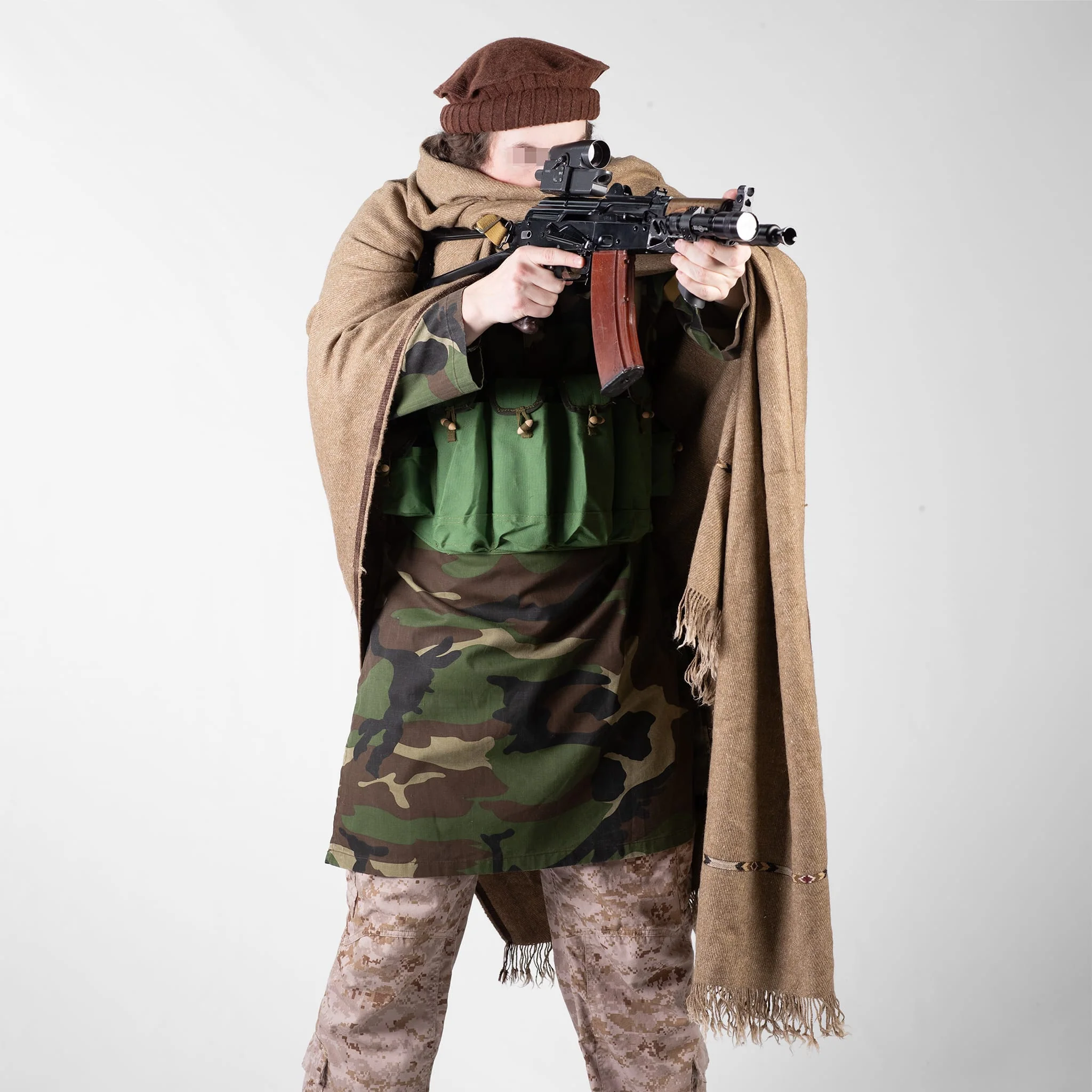 Chicom Type 81 4-Cell Chest Rig - Image 10