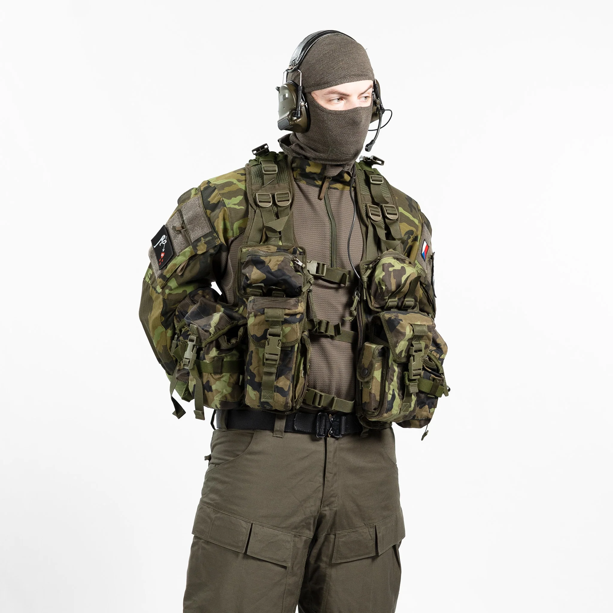 Czech Vz95 Woodland Assault Vest - Image 2