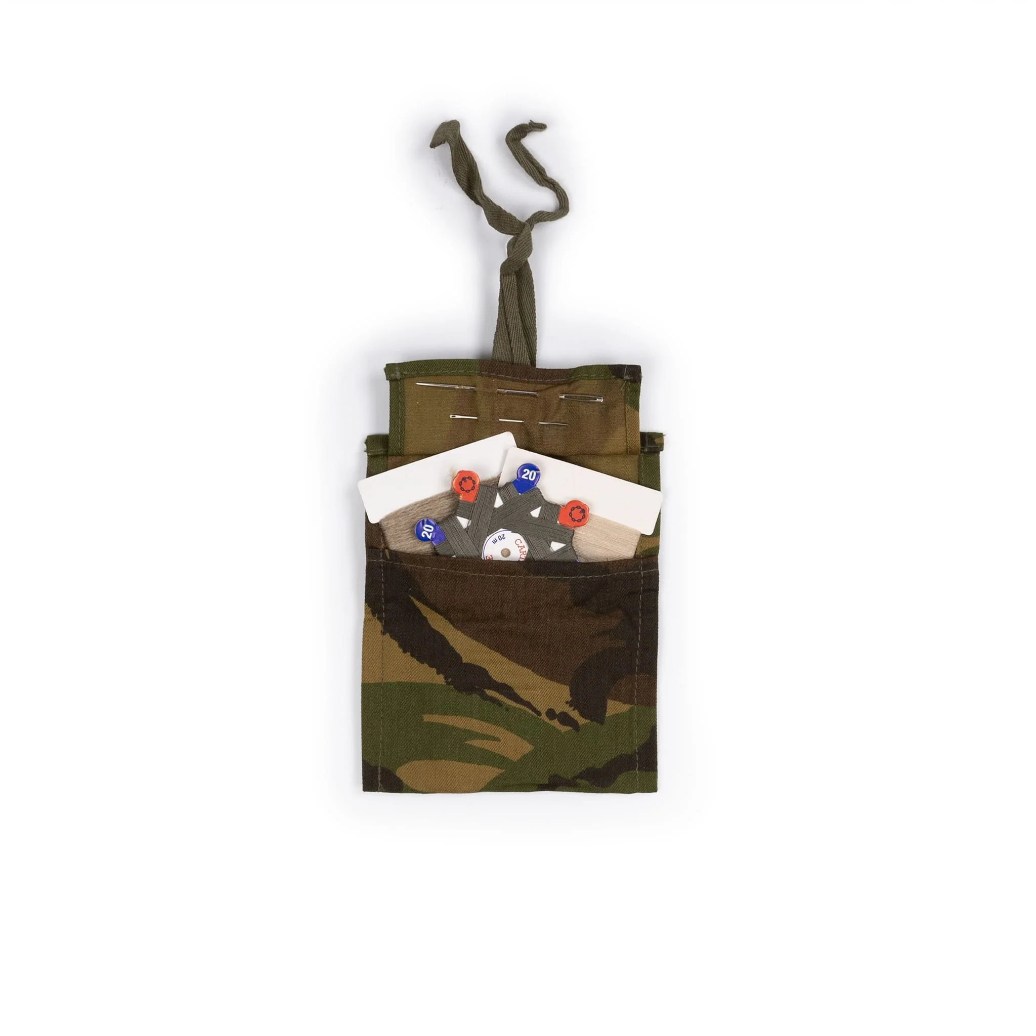 Dutch DPM Sewing Kit - Image 2