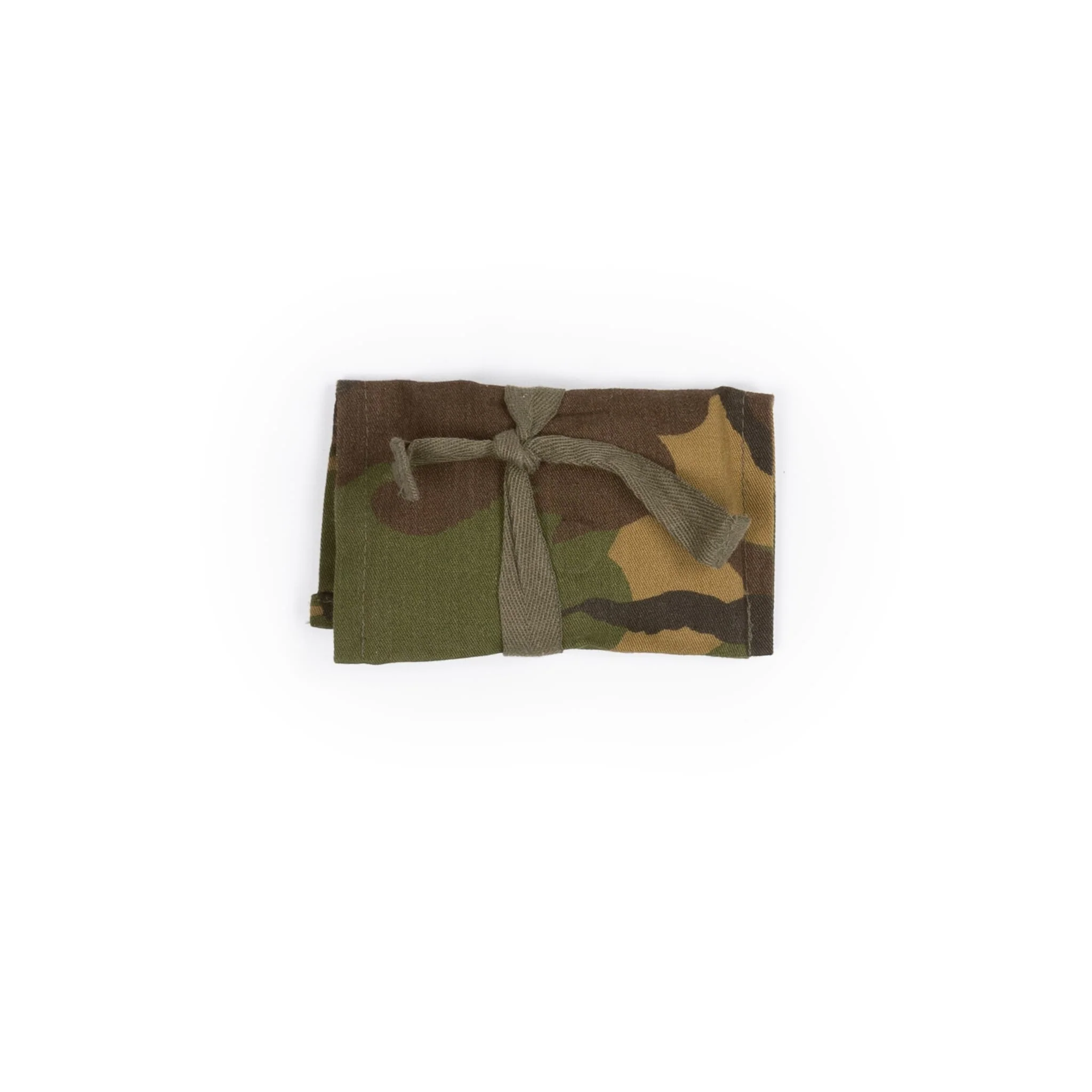 Dutch DPM Sewing Kit - Image 3