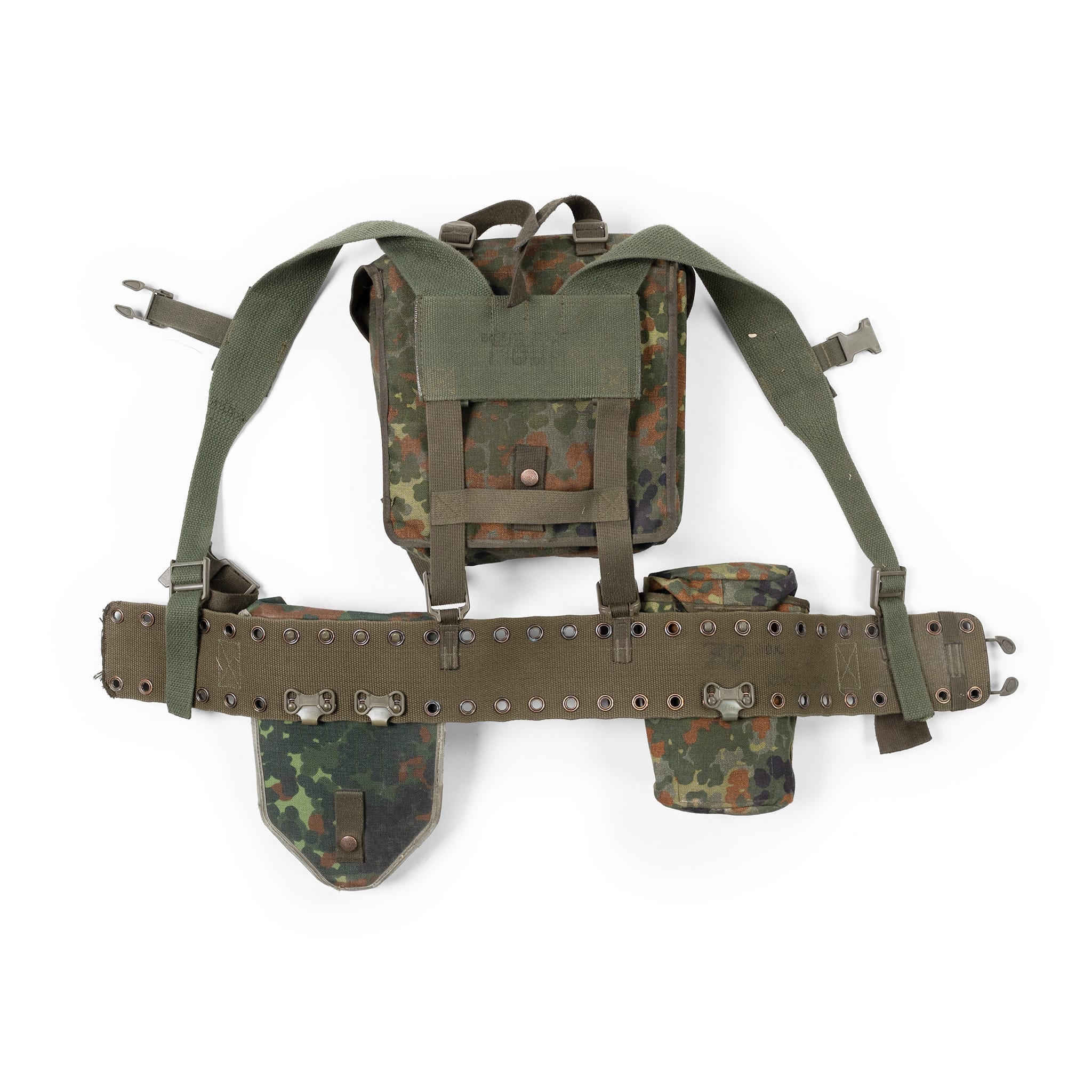Bundeswehr Flecktarn Lochkoppel Load Bearing System - Image 8