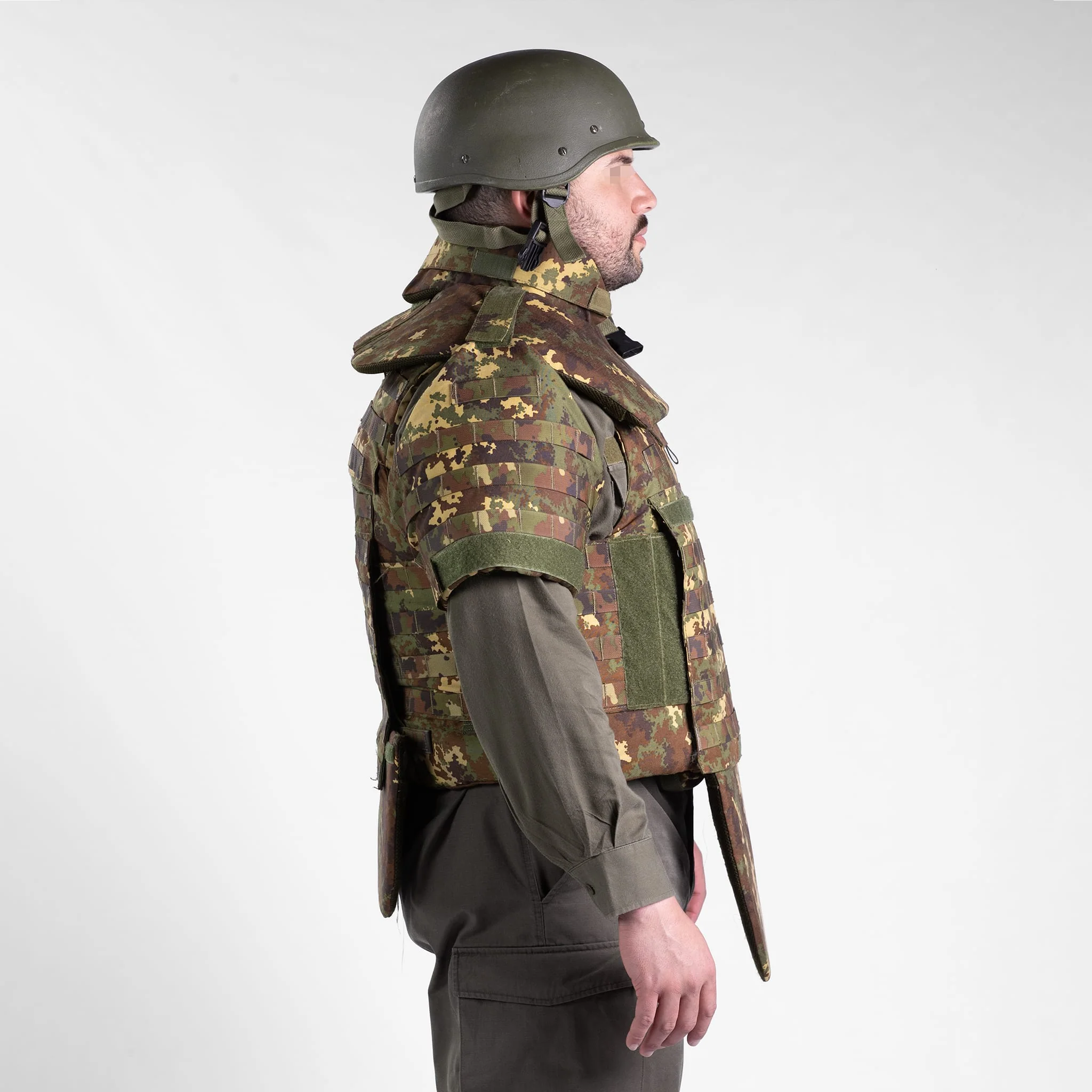 Italian Mimetico Vegetata NC4-09 Protective Armor - Image 7