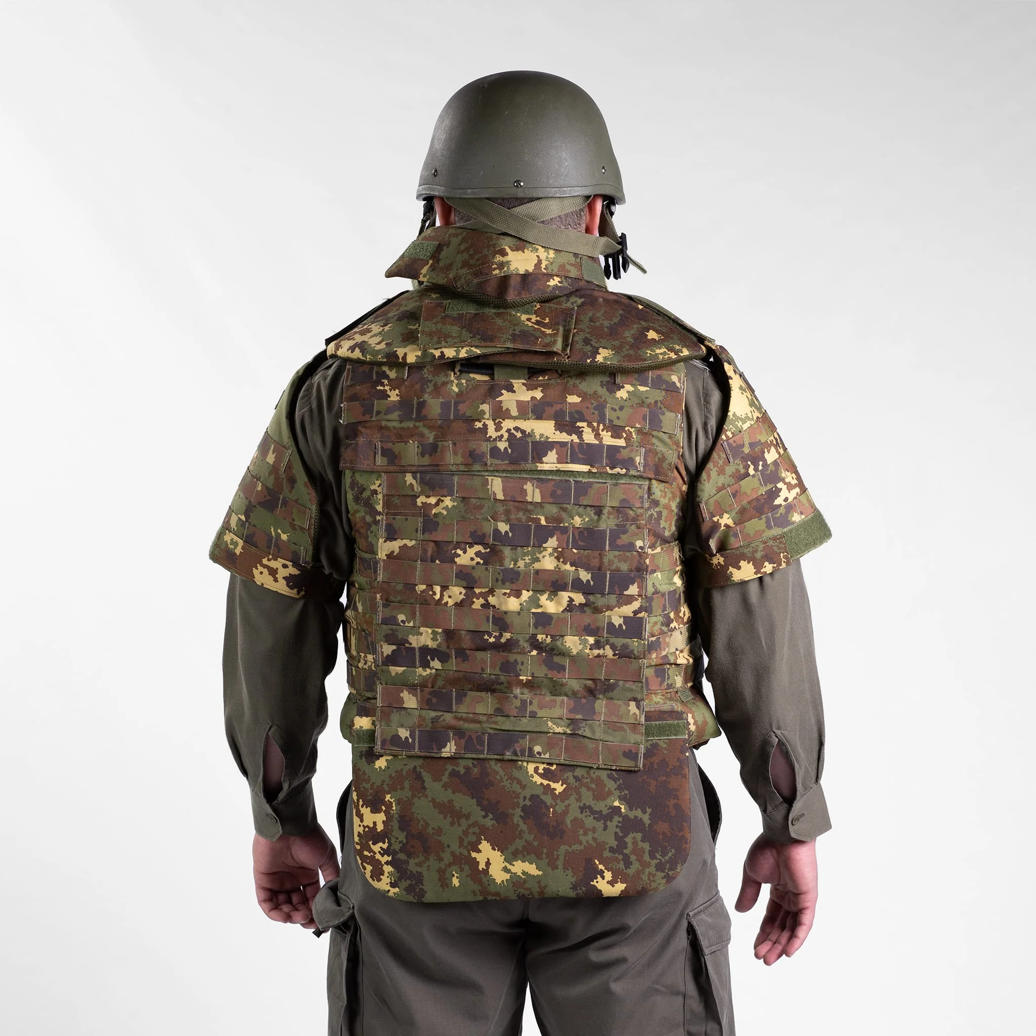 Italian Mimetico Vegetata NC4-09 Protective Armor - Image 9